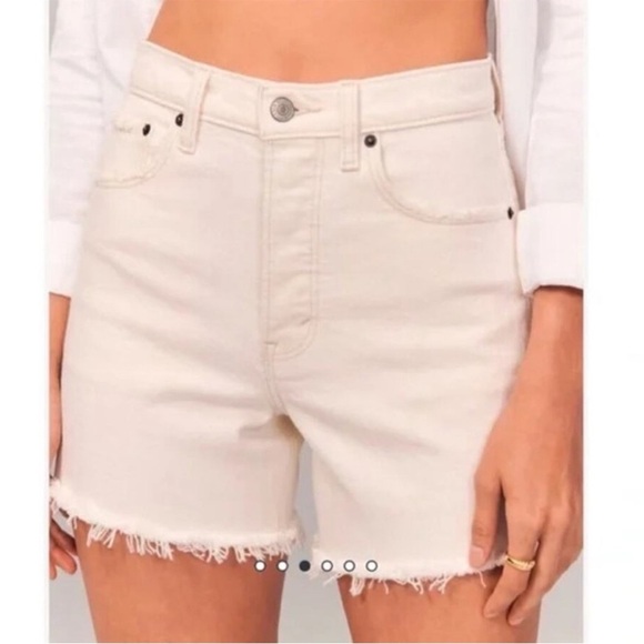Abercrombie & Fitch Dad Denim Short Cream White - Picture 1 of 6